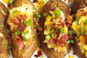 baked potatoes with bacon and sour cream